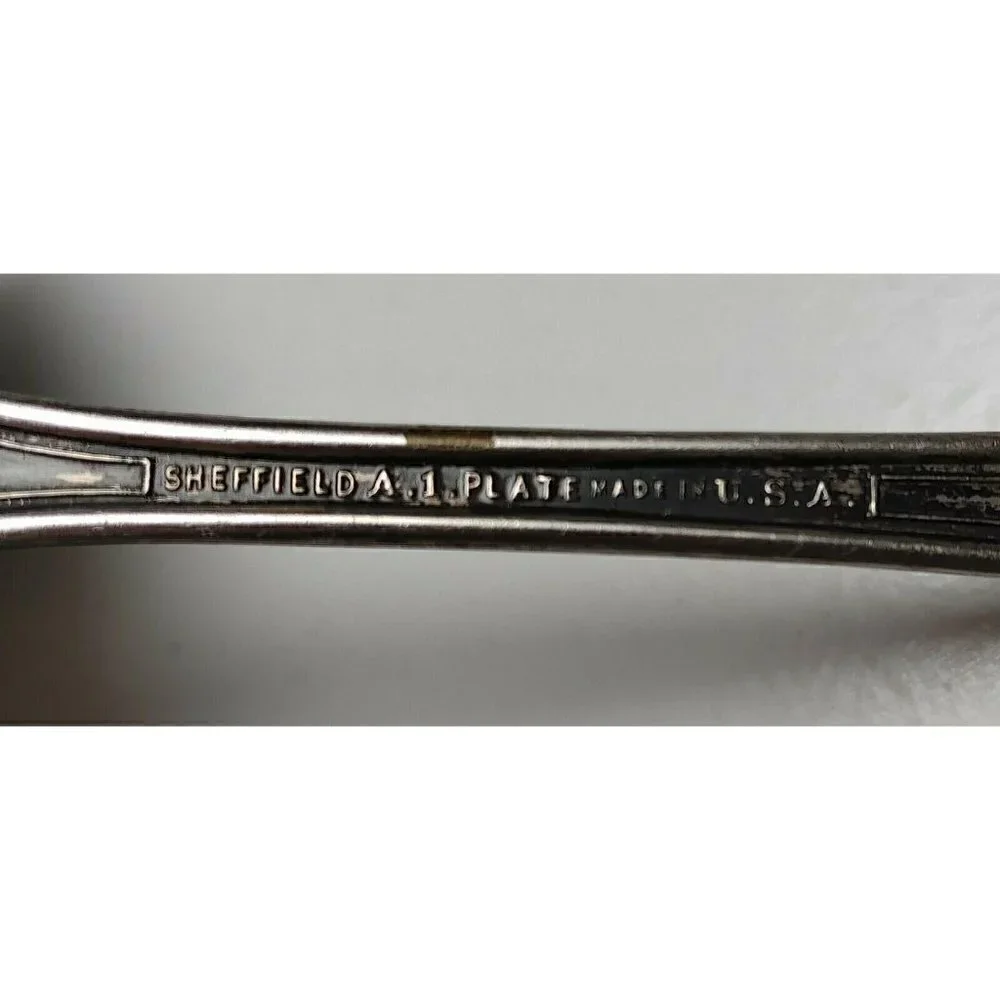 Sheffield Flatware Silverware Large English Silverplate Fiddlers Thread Ladle